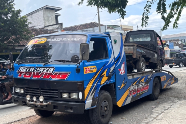 artajaya sewa towing dan forklift